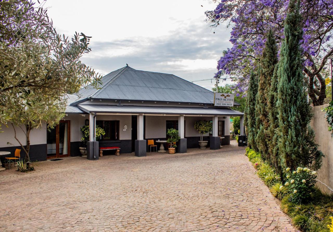 Pro Active Guest House Pretoria-Noord Buitenkant foto